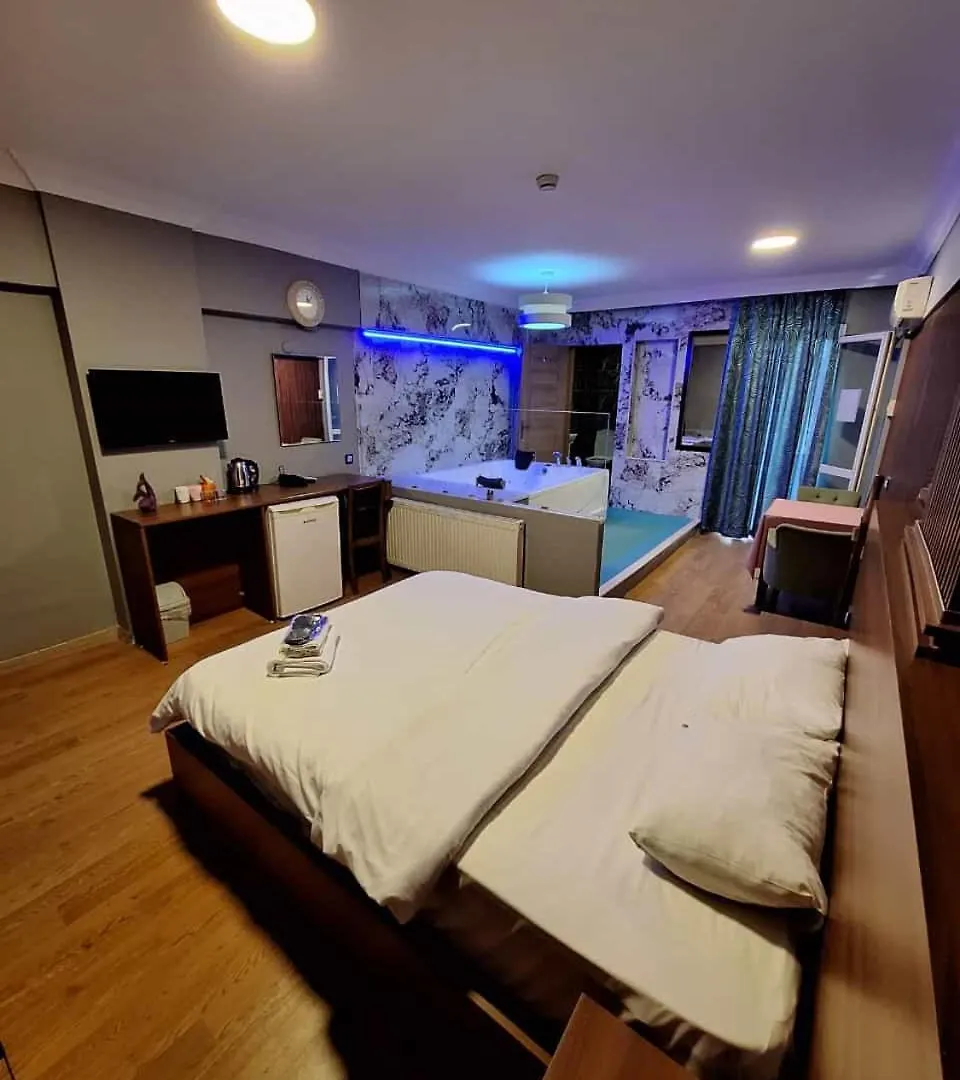 Emsa Otel Maltepedeki Eviniz Provincia di Provincia di Istanbul Turchia