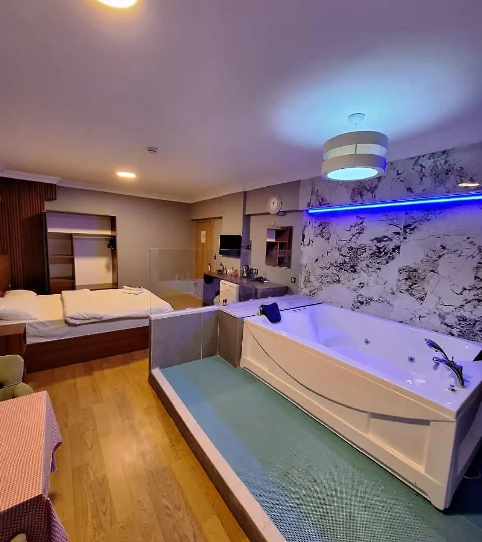 Emsa Otel Maltepedeki Eviniz 2*, 이스탄불